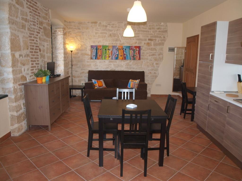 Rovinj'S Flowers Apartments الغرفة الصورة