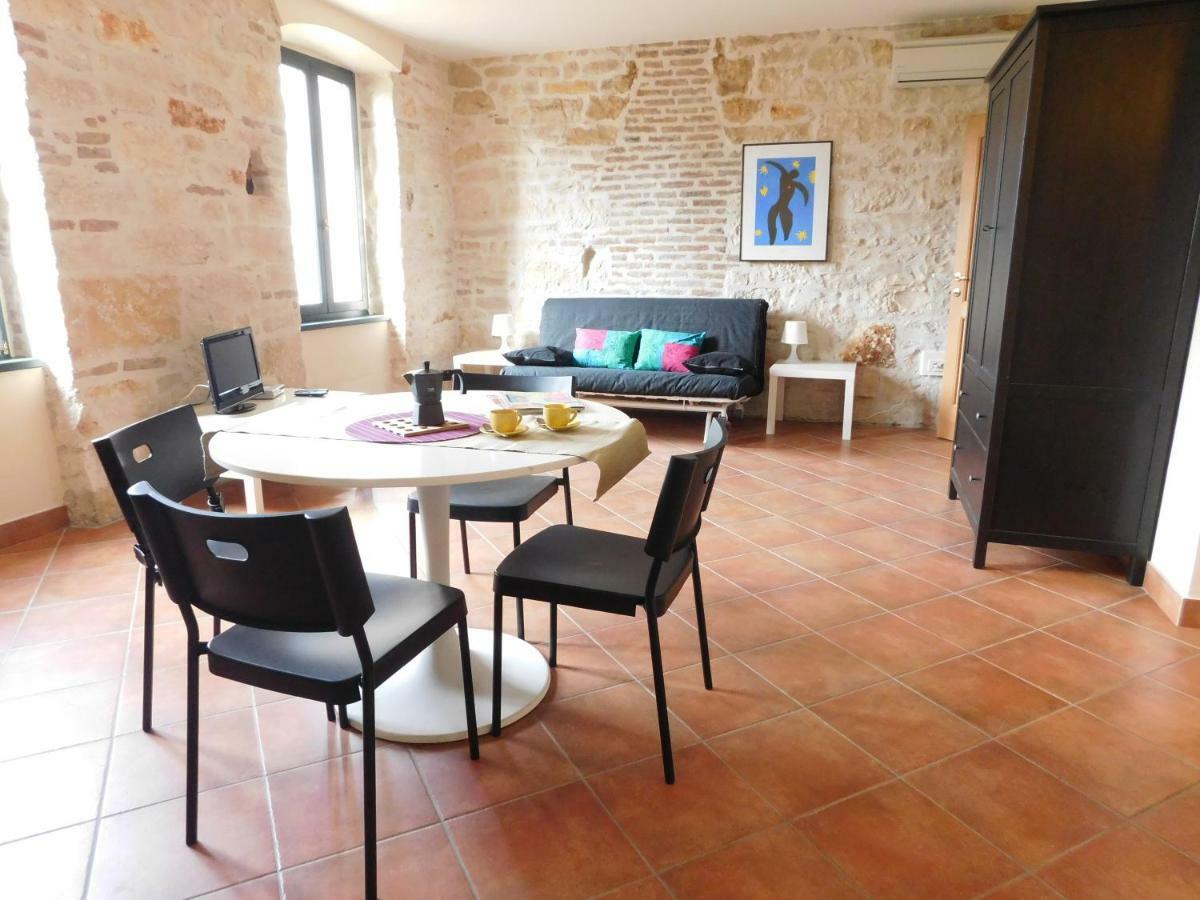 Rovinj'S Flowers Apartments المظهر الخارجي الصورة